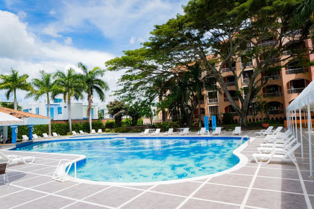 חירארדוט Hotel Penon Suites מראה חיצוני תמונה