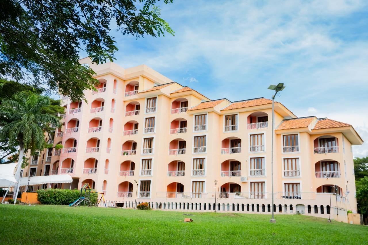 חירארדוט Hotel Penon Suites מראה חיצוני תמונה
