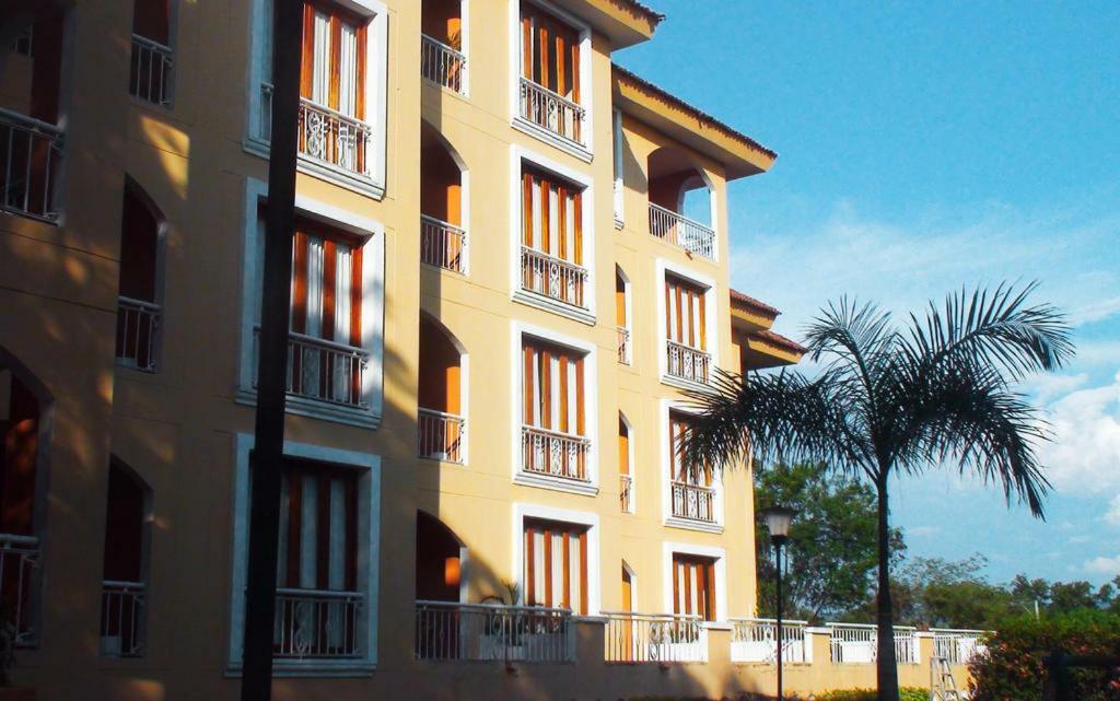 חירארדוט Hotel Penon Suites מראה חיצוני תמונה